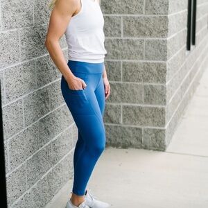 Blue High-Waisted Stretch Leggings